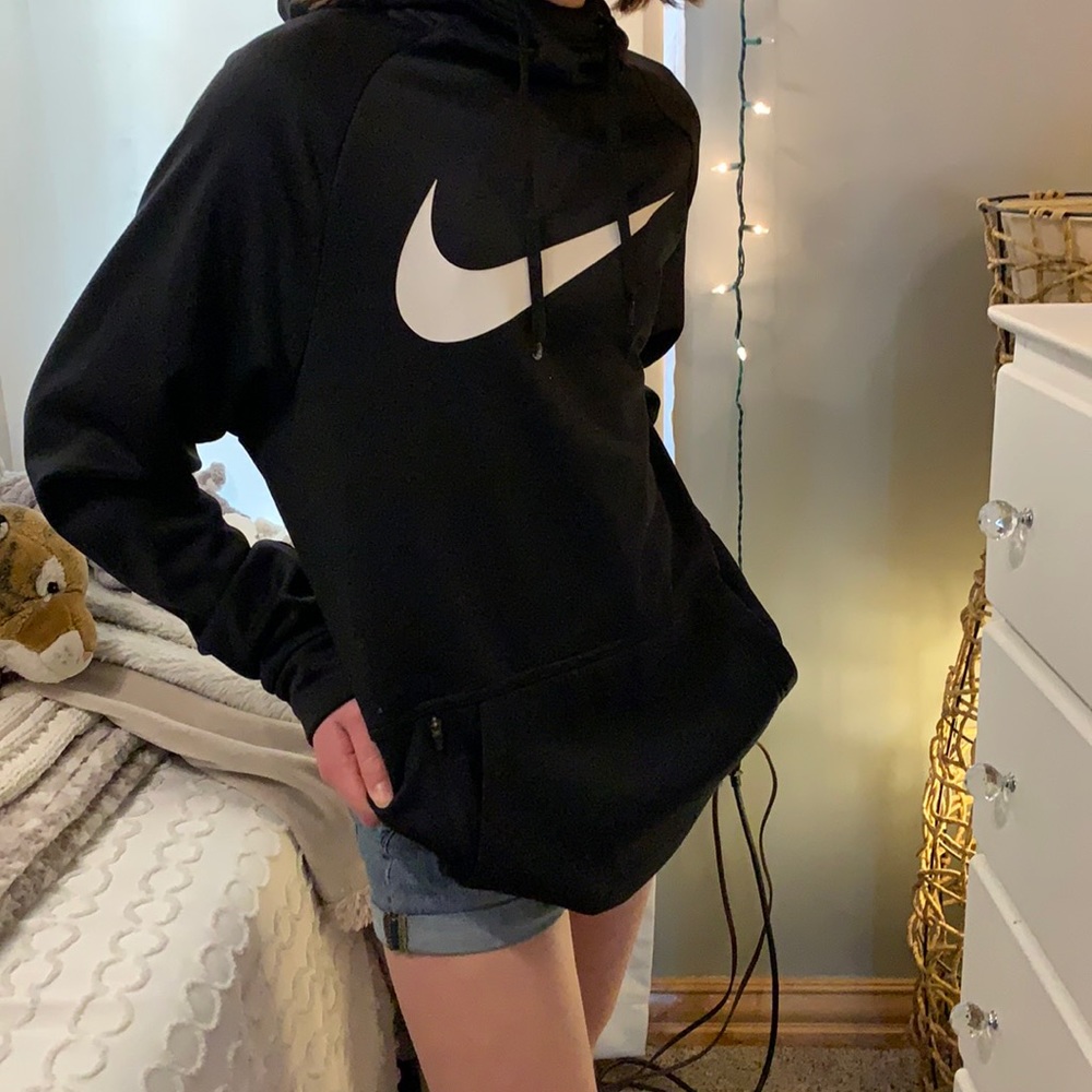 Black Nike sweatshirt